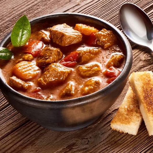 Carne Magra Con Tomate