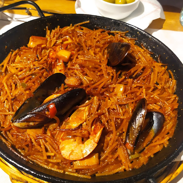 Paella Marinera de Los Jueves