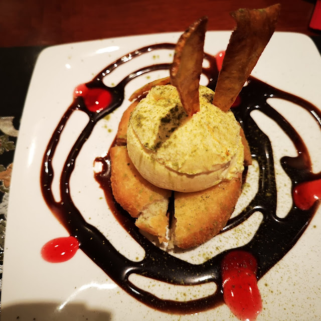 Red Bean Doughnut w Icecream