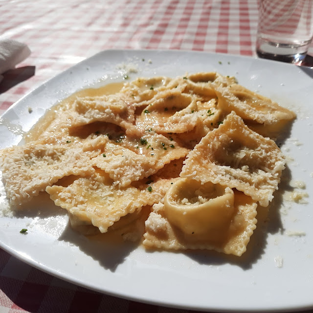 Hausgemachte Teigtaschen