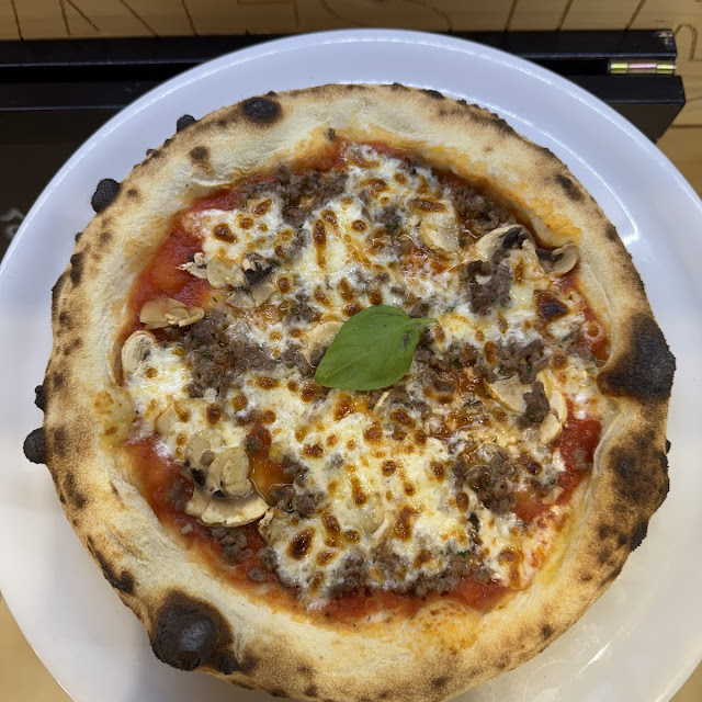Pizza Campione