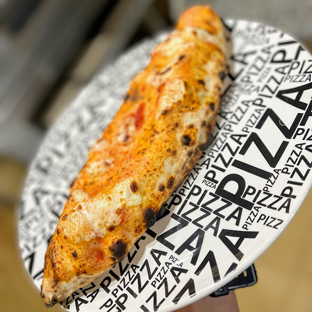 Pizza Calzone