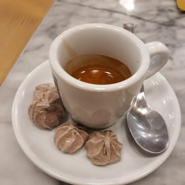 Caffe Con Amaretti