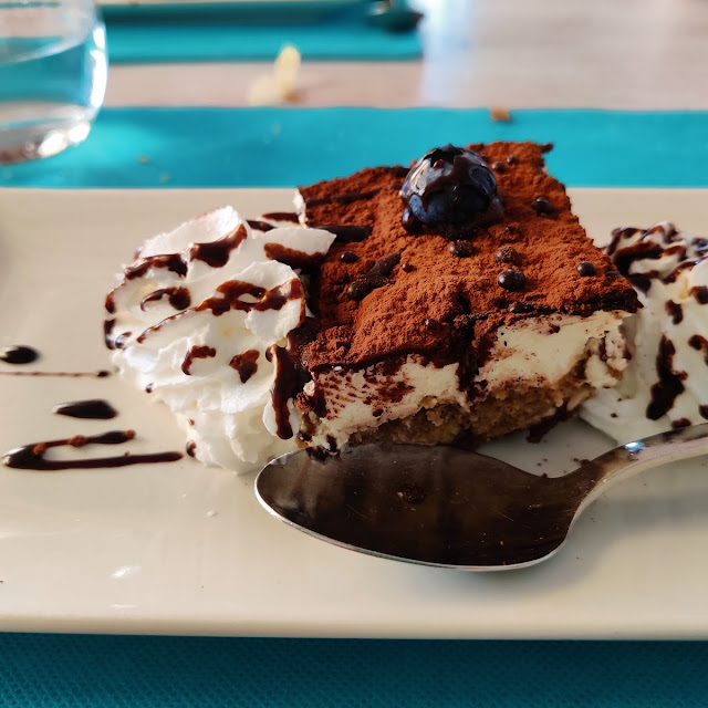 Tiramisú Con Nata