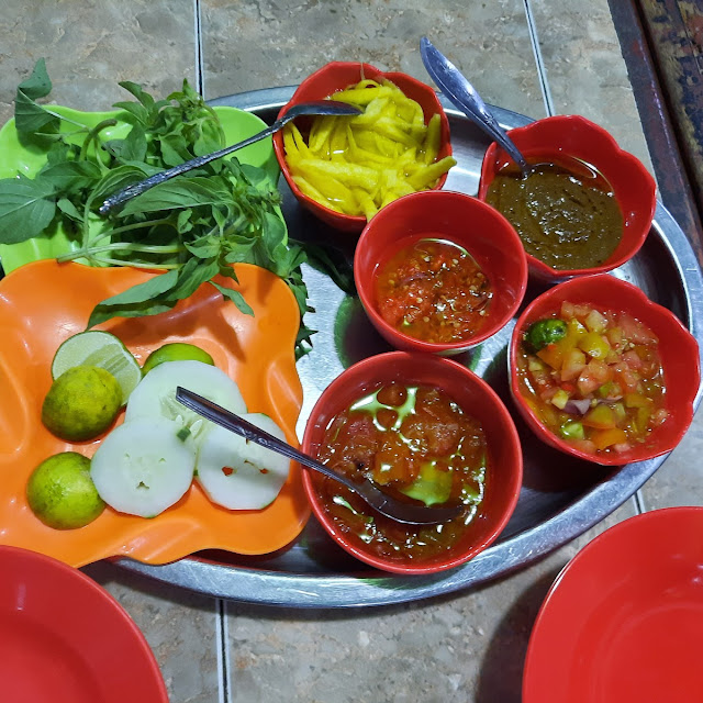 Dabu-Dabu Sayuran Mentah Sambal Lainnya