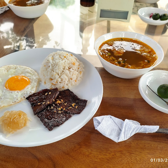 Tapsilog and Gotong Batangas