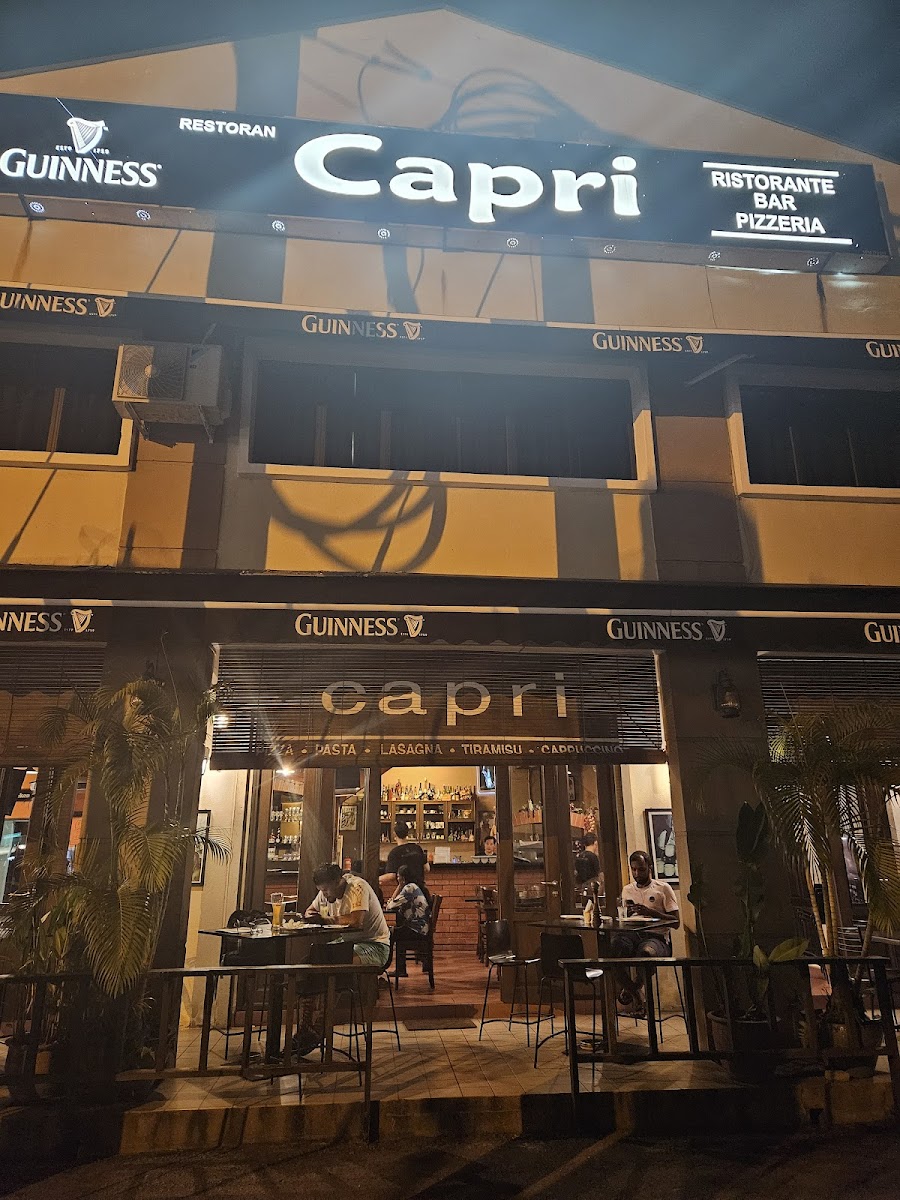 Capri Restaurant ( Pekan Lumut, Perak )