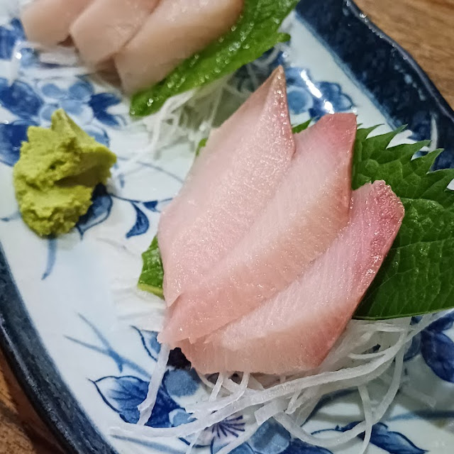 Hamachi Sashimi