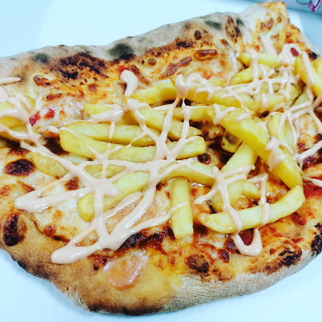 Calzon Pizza