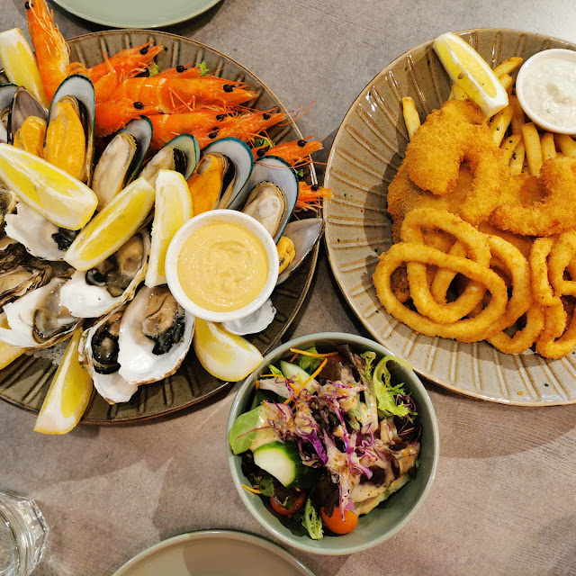 The Fish Tank Platter