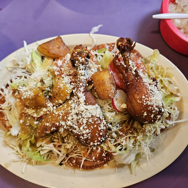 Enchiladas Michoacanas Con Pollo
