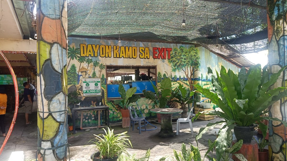 VE-JR Food House (Exit)