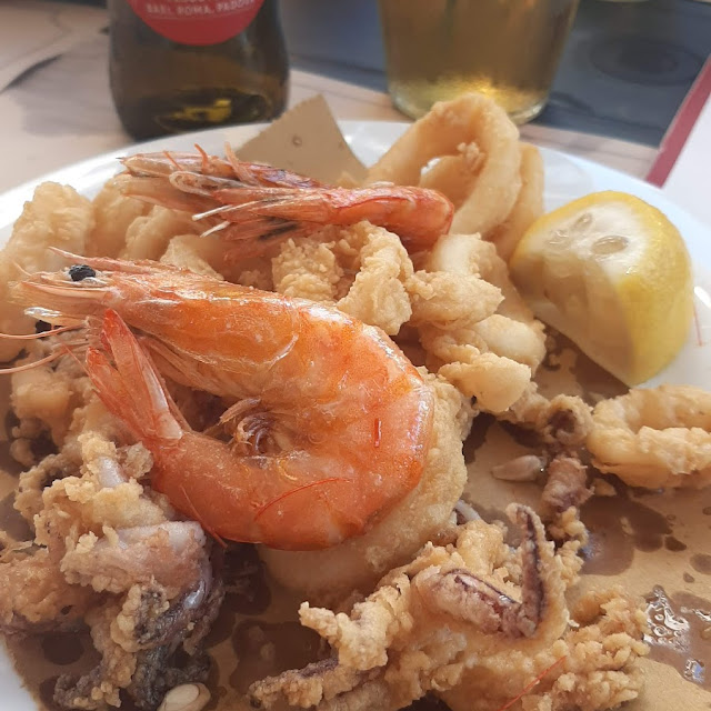 Frittura Di Calamari E Gamberi