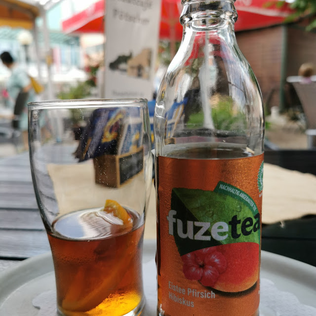 Eistee Pfirsich Hibiskus