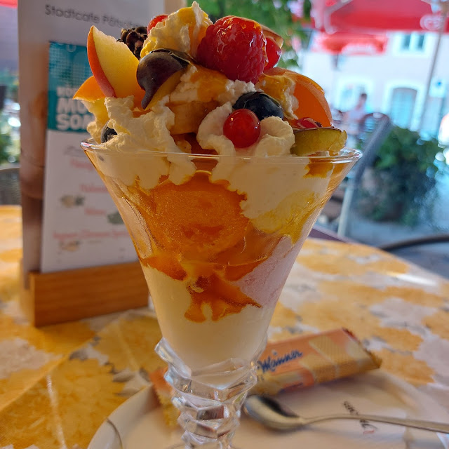 Hausbecher