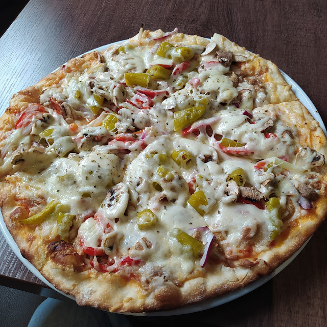 Pizza Tunfisch