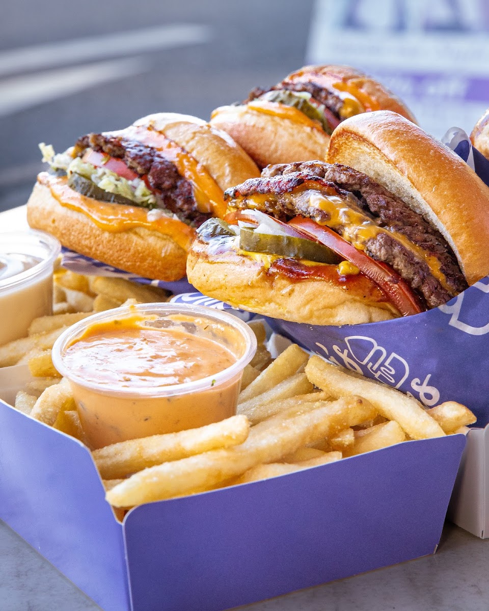 Lala’s Burgers Greenacre