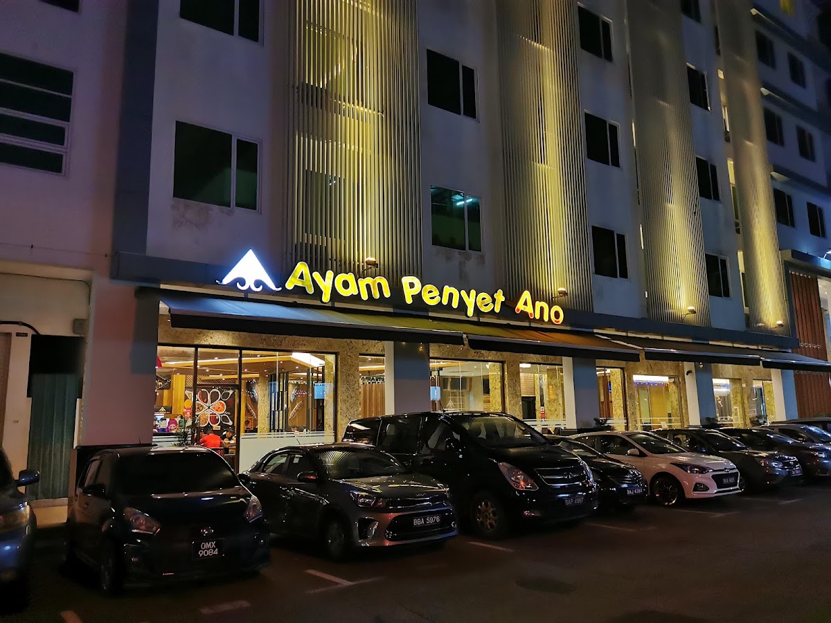 Ayam Penyet Ano