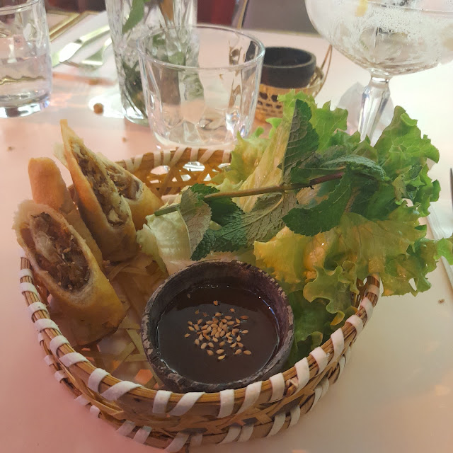 Noms Frit Au Poulet