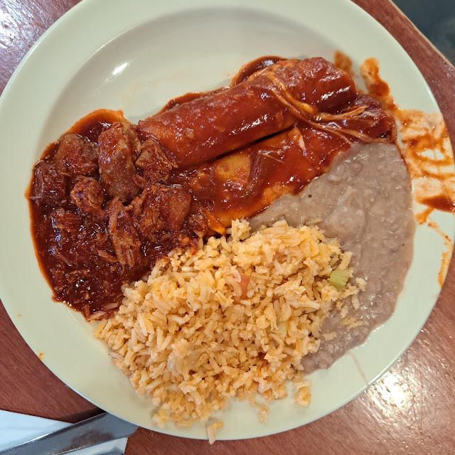 Enchiladas Frijoles Arroz