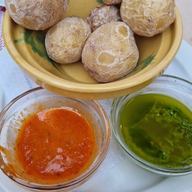 Canarians Patatas Bravas