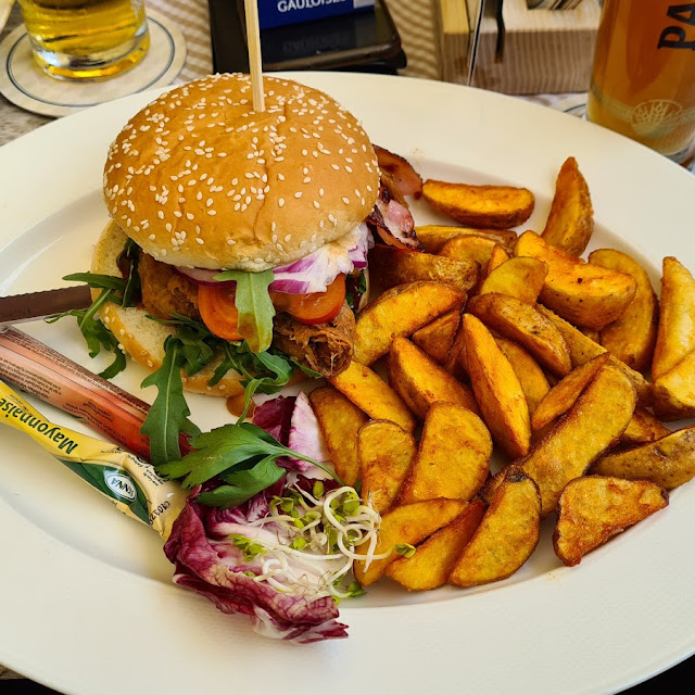 Pulled Pork Burger