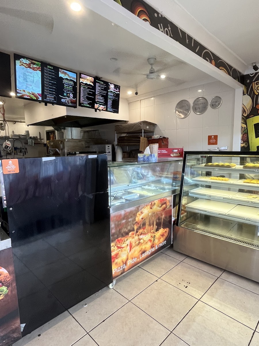 Holyland Kebab and Pizza