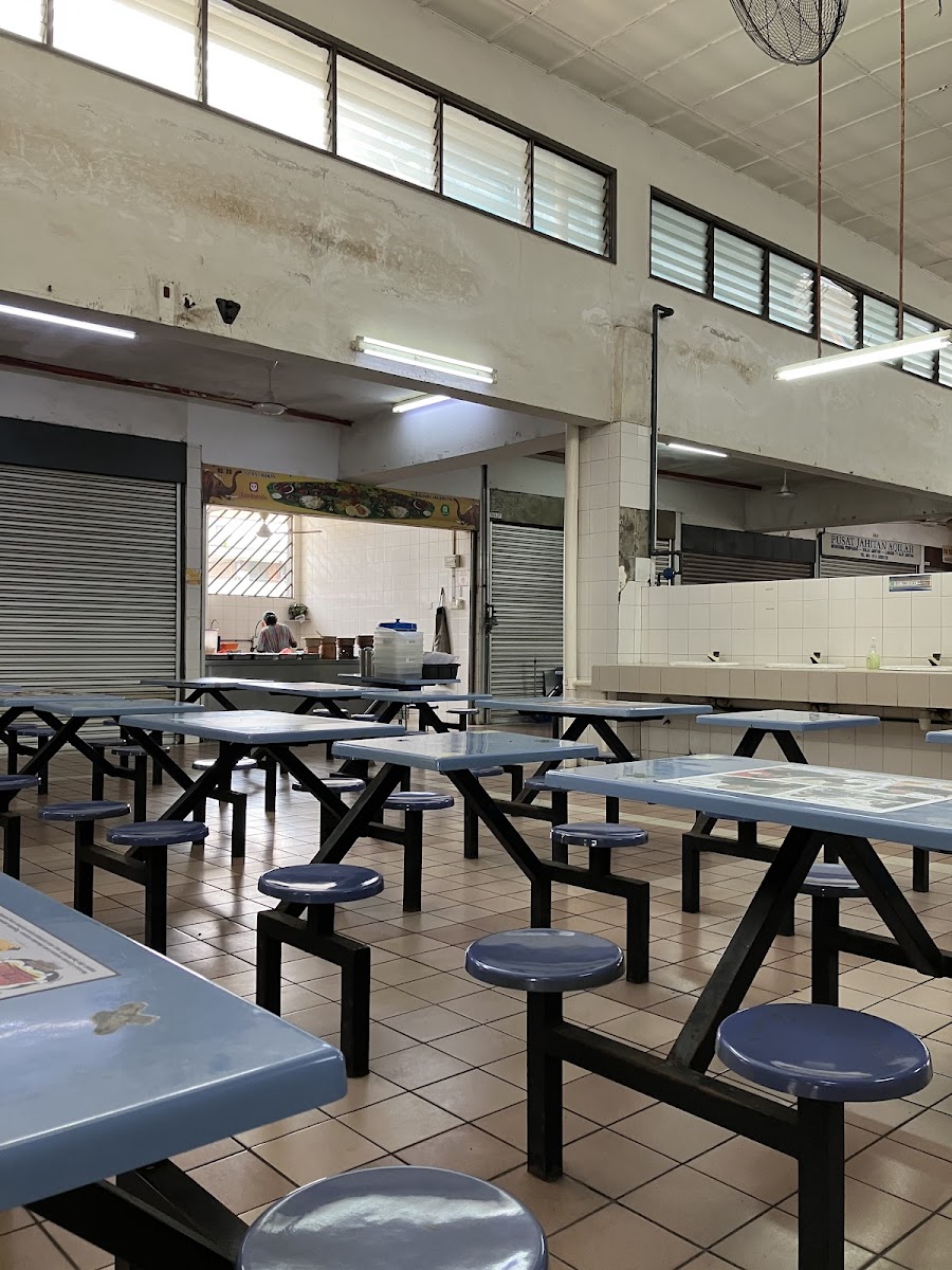 Medan Selera Serai @ Shah Alam Seksyen16 莎阿南第 16 區 士萊 (Serai)美食廣場