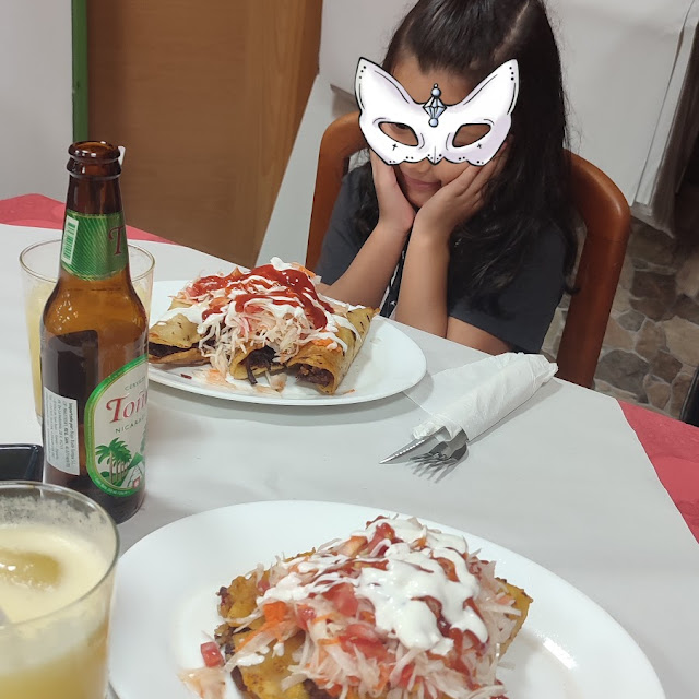 Tacos Y Enchiladas Nicas