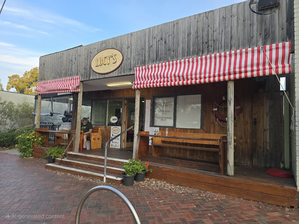 Lucy's - Mallacoota VIC 3892