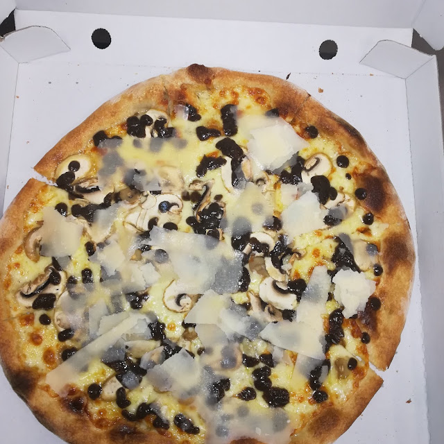 Pizza Tartufata