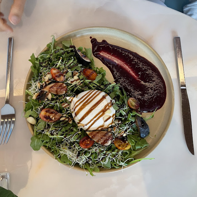 Burrata Salad