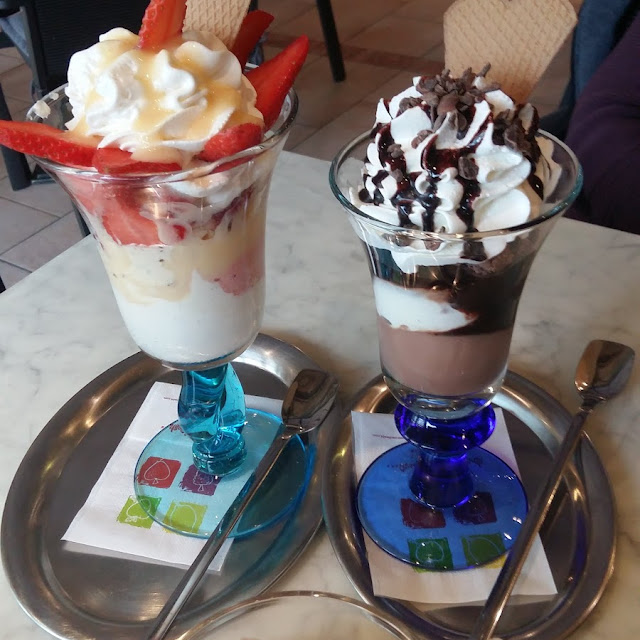Erdbeerbecher Schokoladenbecher