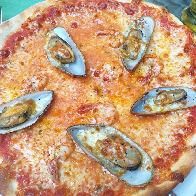 Pizza Pescatore
