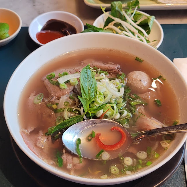 Phở with Well Done Beef Shank