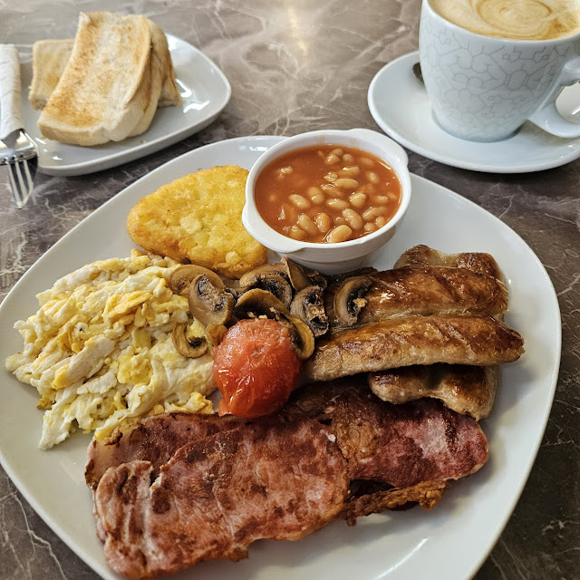 English Breakfast