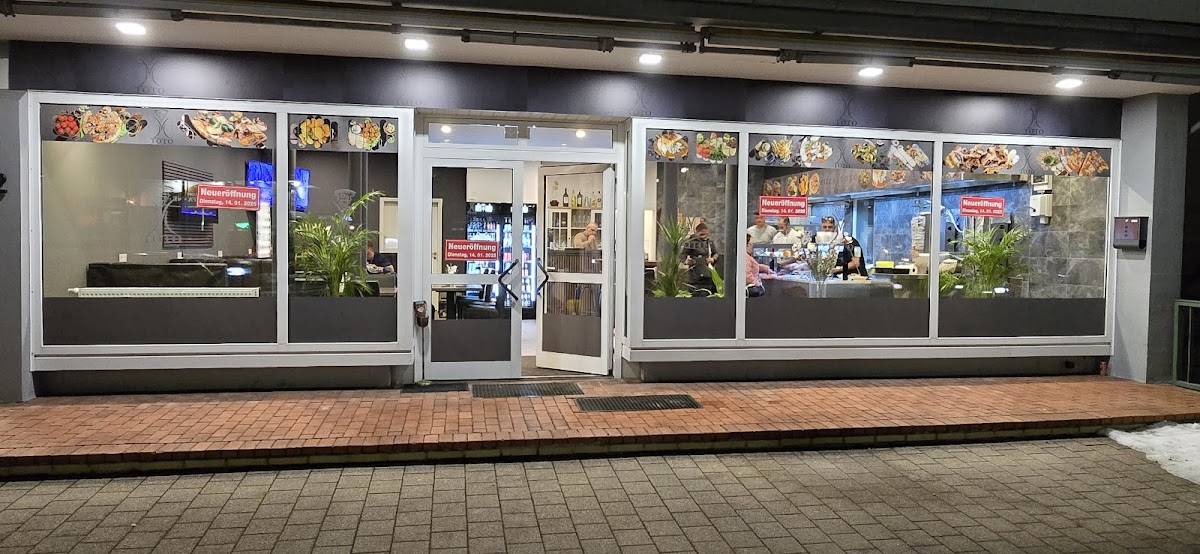 Pizza Toto - Hochsauerlandstraße 2