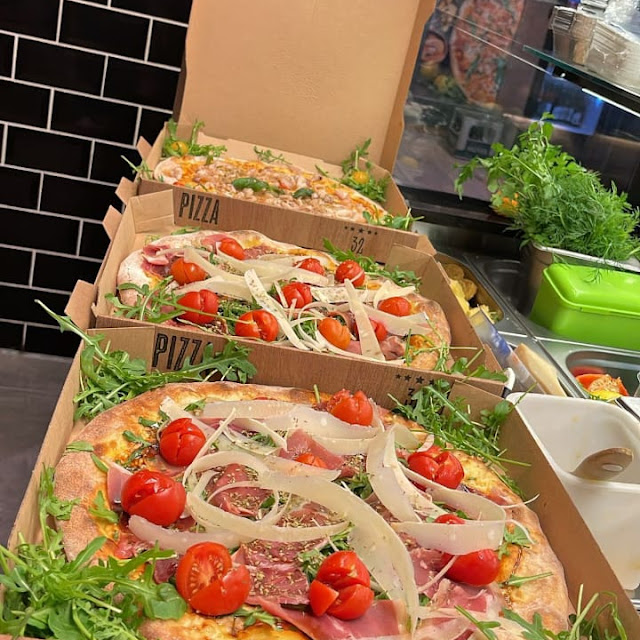 Pizza Spezial Salat
