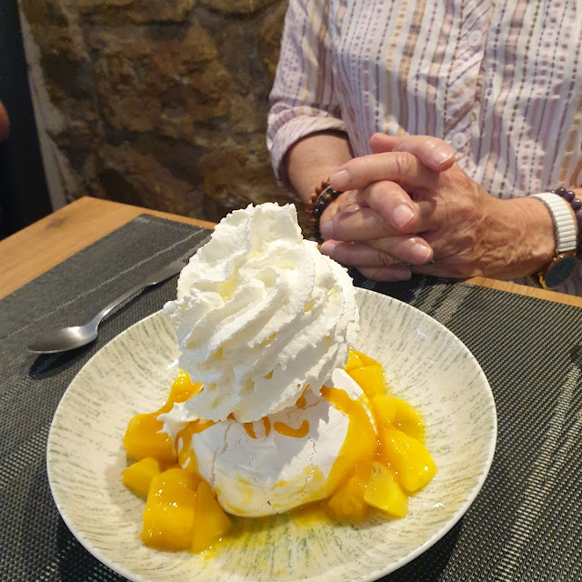Pavlova A la Mangue