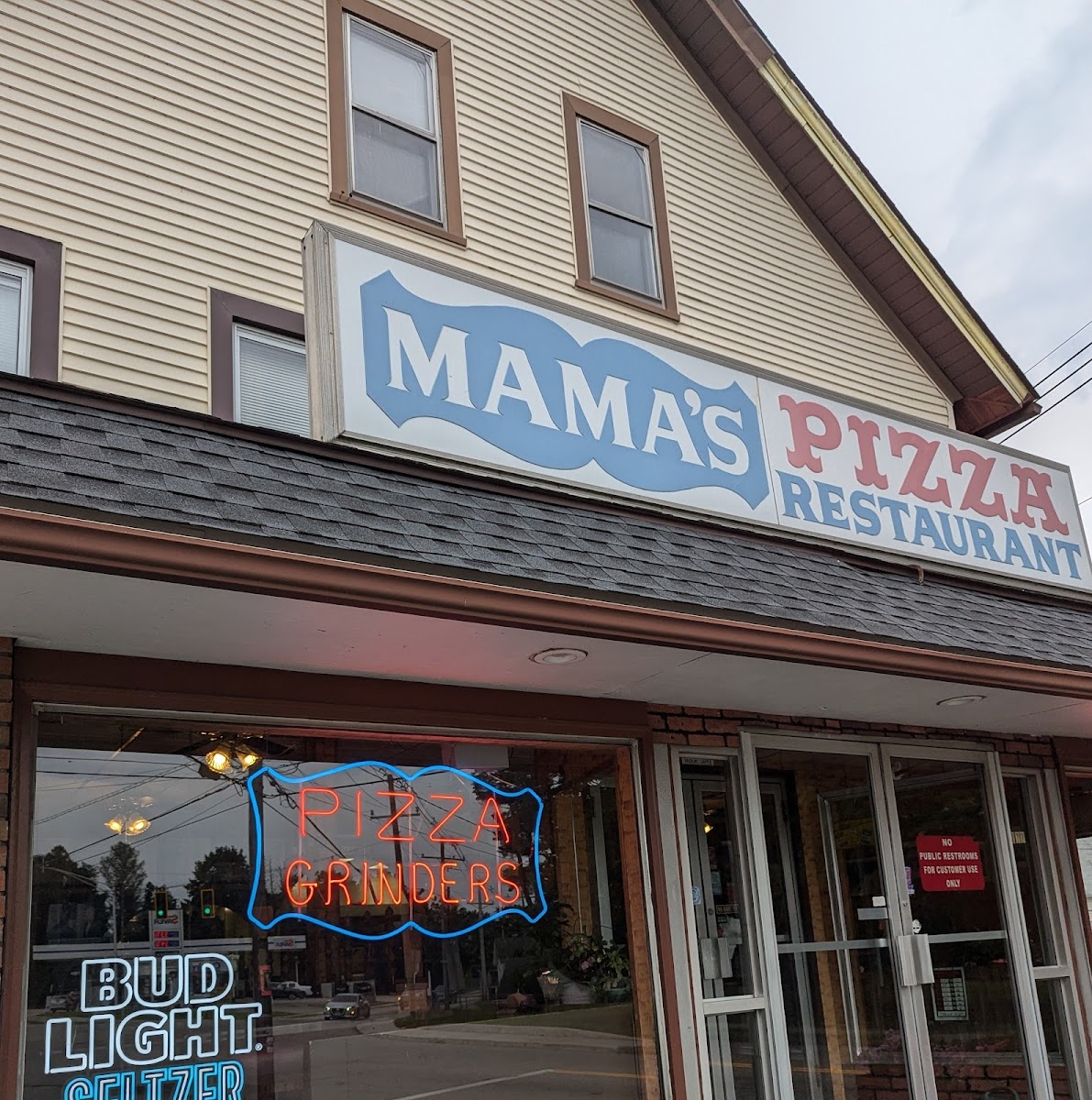 Mama's Pizza - Willimantic