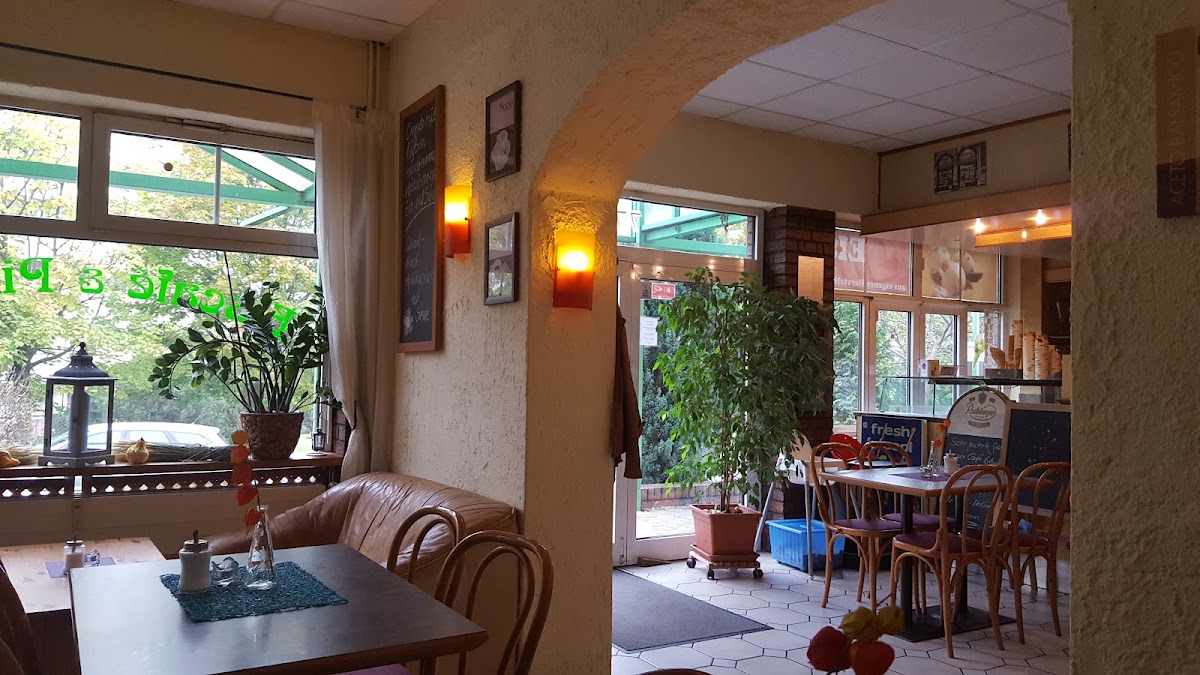 Café Italia - Altgorbitzer Ring 77