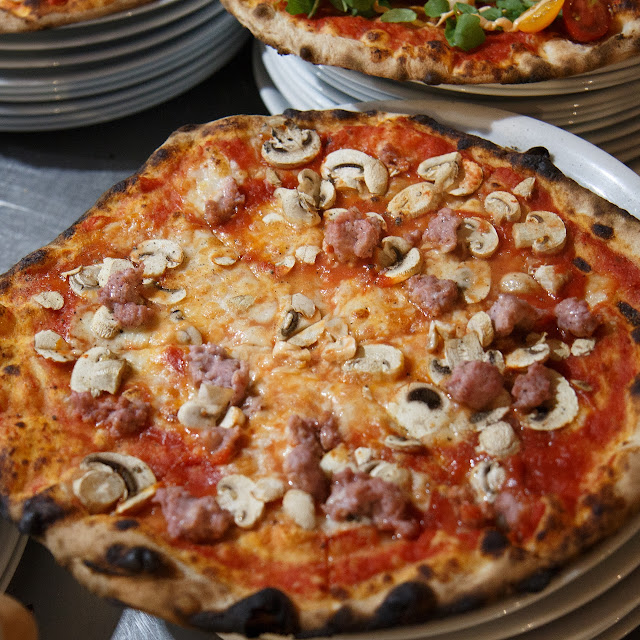 Funghi E Salsiccia