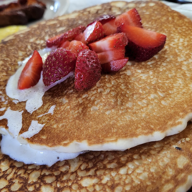 Buttermilk Pancakesand Fresh Strawberries