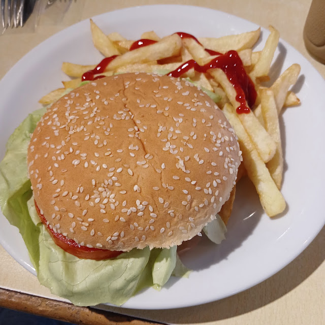 Hamburguesa CN Papas Fritas
