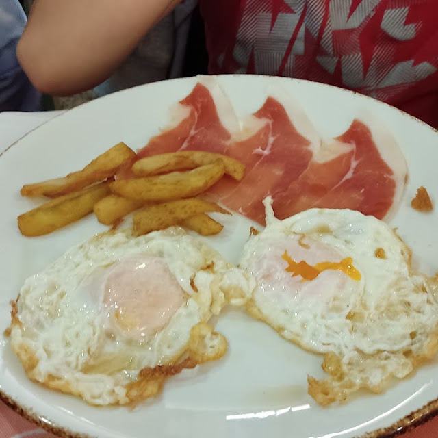 Huevos Fritos Con Jamón de Teruel