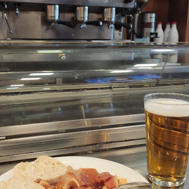 Caña Con Oreja En Salsa de Aperitivo