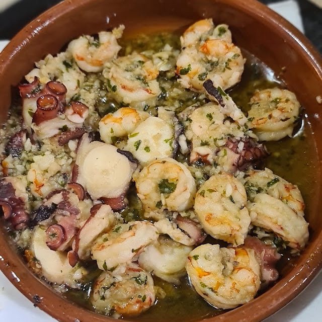 Cazuelita de Gambas Y Pulpo