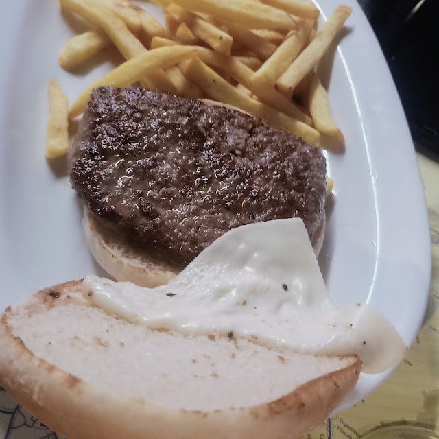 Hamburguesa Con Queso