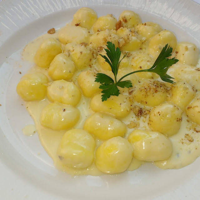 Gnocci Mit Käse-sahne-sosse