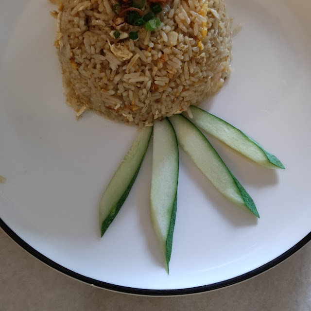 fresh prawn fried rice with salted fish 咸鱼鲜虾炒饭